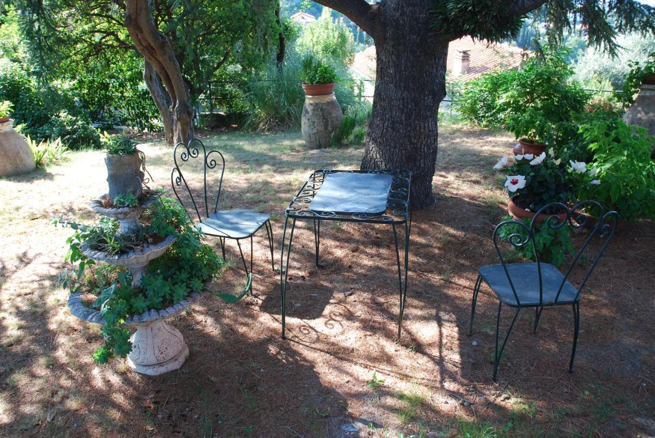 Villa Rocca Leivi Bagian luar foto